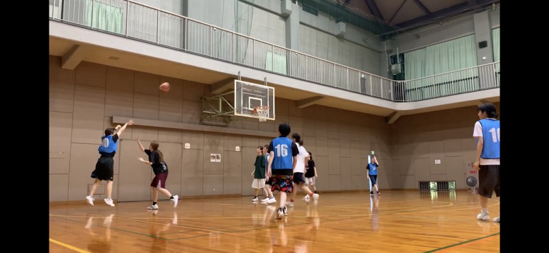 女子だけで5対5も